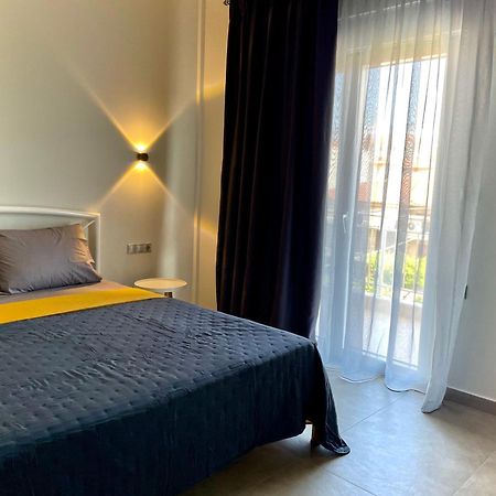 לריסוס Villa Maria Petru מראה חיצוני תמונה