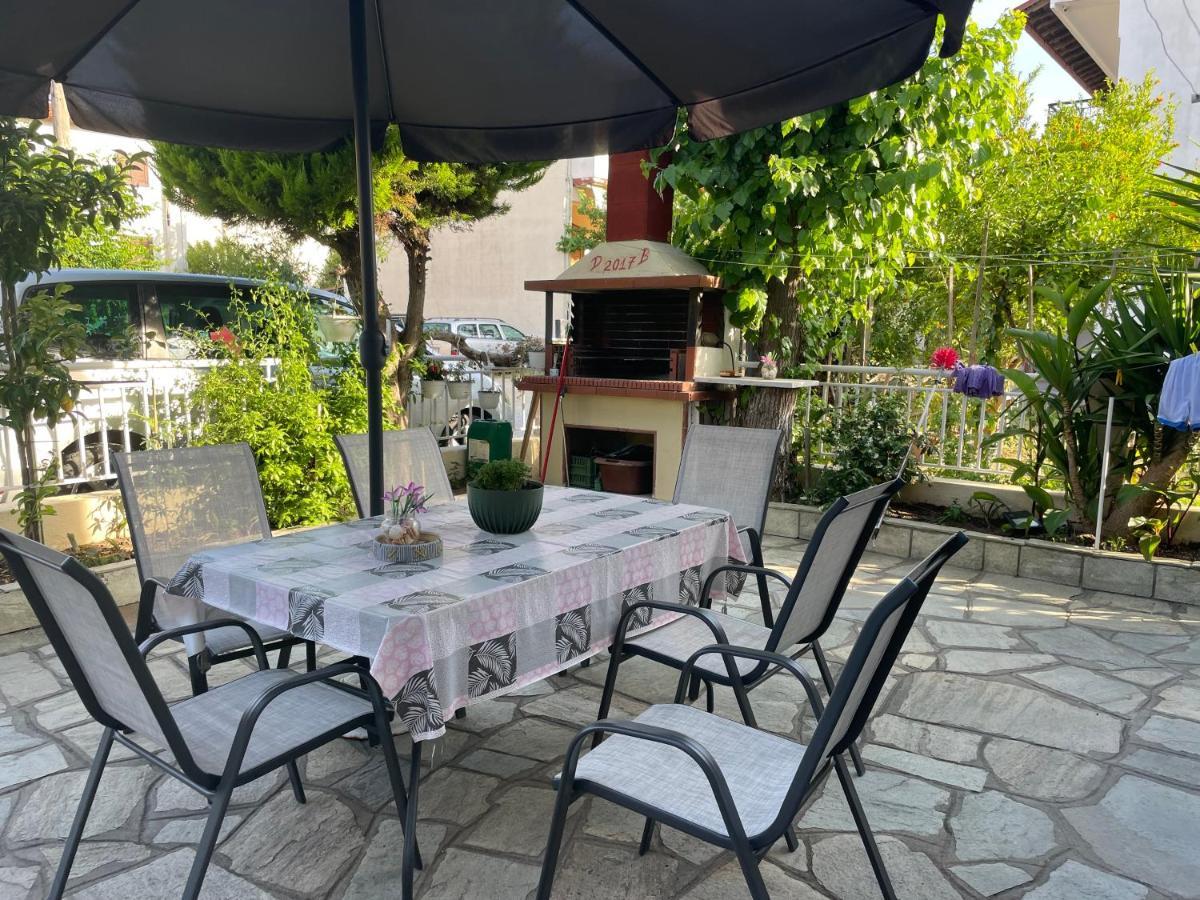 לריסוס Villa Maria Petru מראה חיצוני תמונה