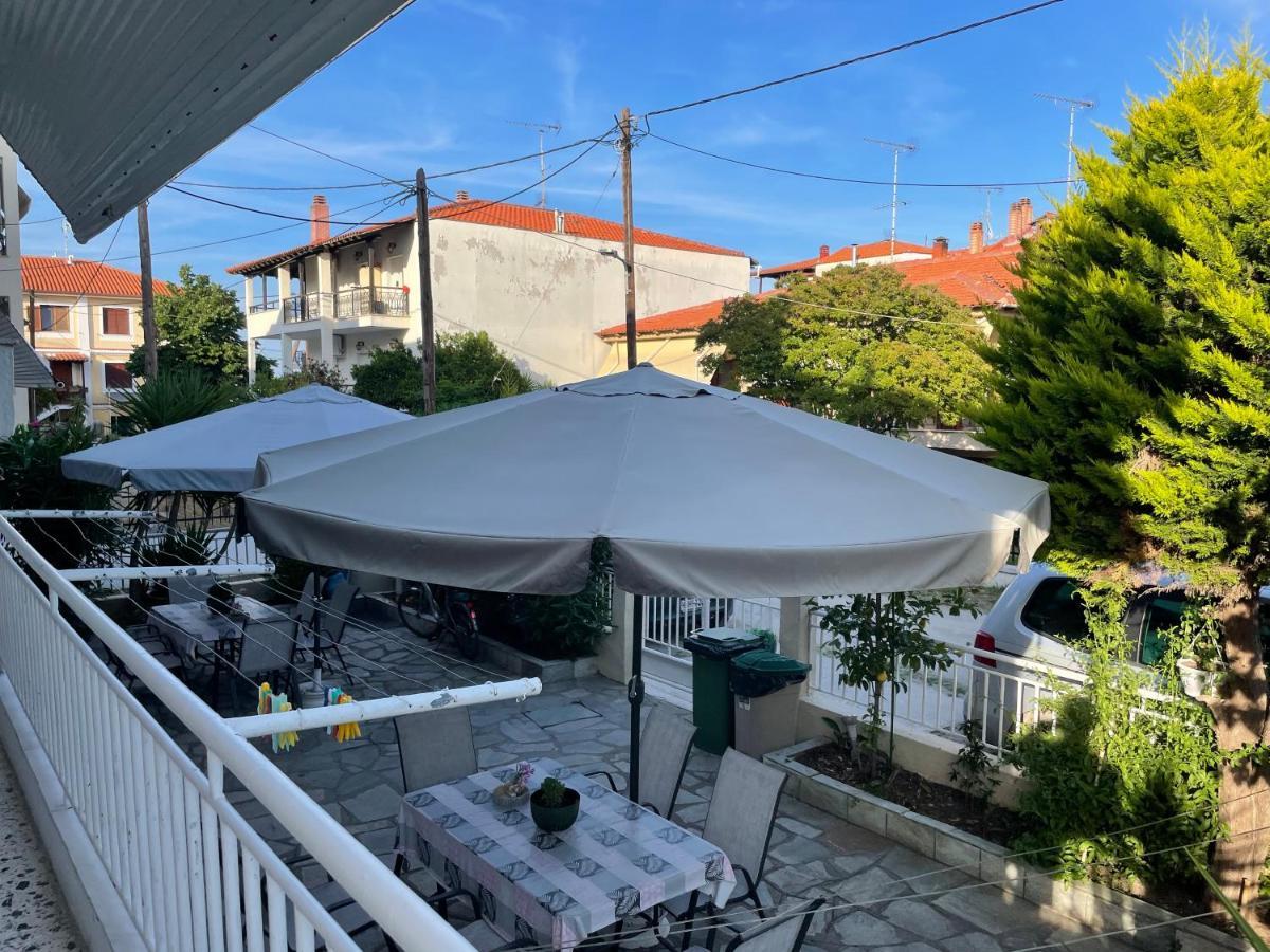 לריסוס Villa Maria Petru מראה חיצוני תמונה